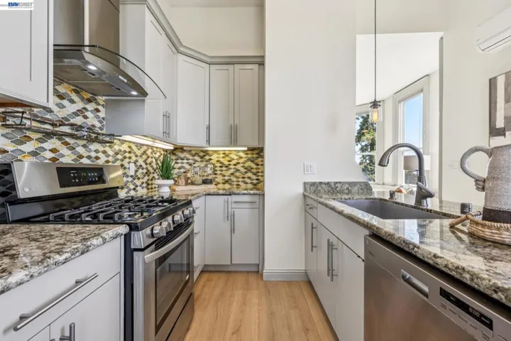 4324 Montgomery St B, Oakland, California 94611