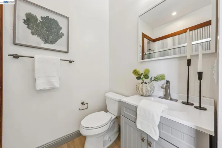 4324 Montgomery St B, Oakland, California 94611