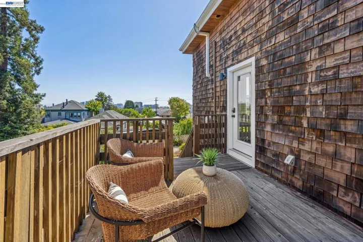 4324 Montgomery St B, Oakland, California 94611