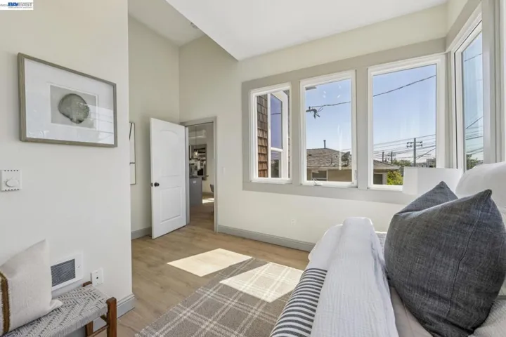 4324 Montgomery St B, Oakland, California 94611