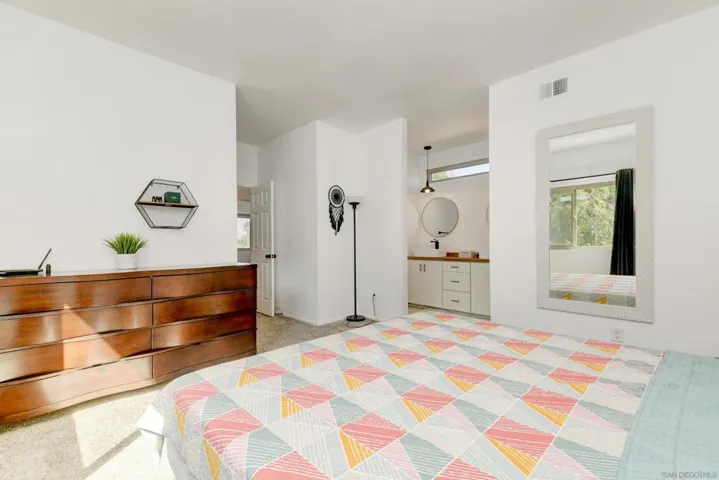 2735 Waterbury Way, Carlsbad, California 92010