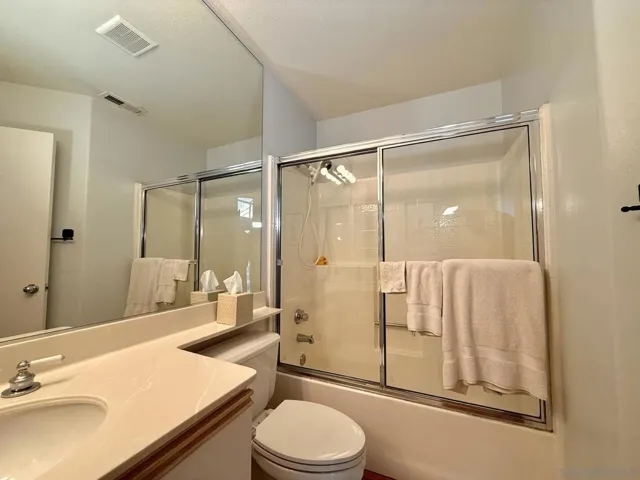 Downstairs full bathroom
