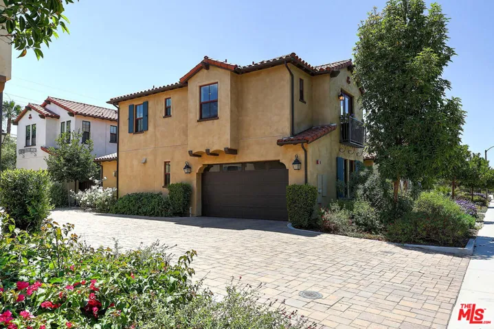 5445 Tree Farm Lane, Santa Barbara, California 93111
