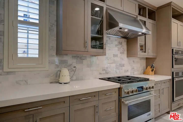 5445 Tree Farm Lane, Santa Barbara, California 93111