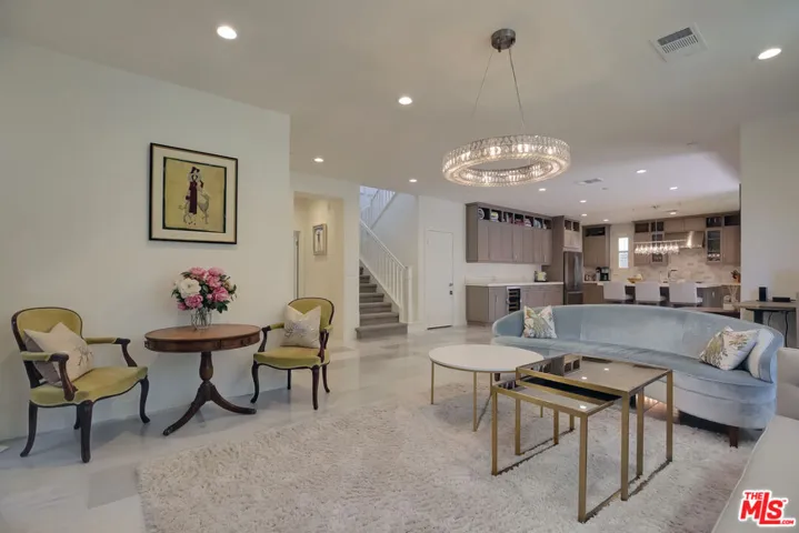 5445 Tree Farm Lane, Santa Barbara, California 93111