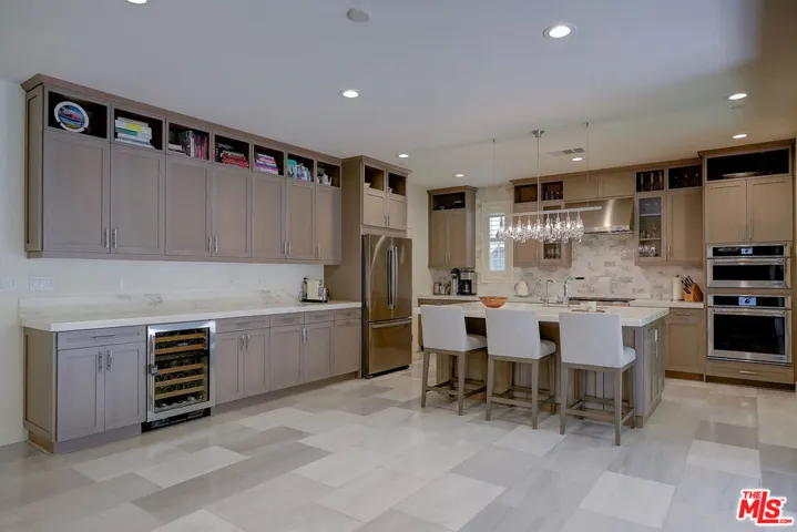 5445 Tree Farm Lane, Santa Barbara, California 93111