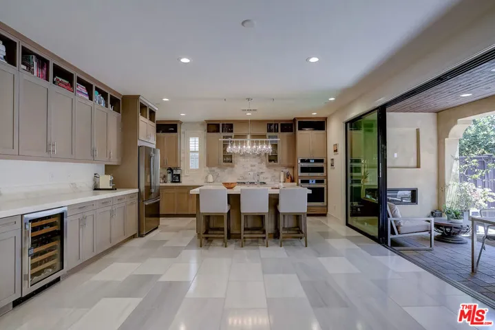 5445 Tree Farm Lane, Santa Barbara, California 93111