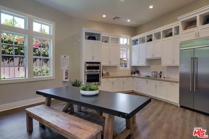 5445 Tree Farm Lane, Santa Barbara, California 93111