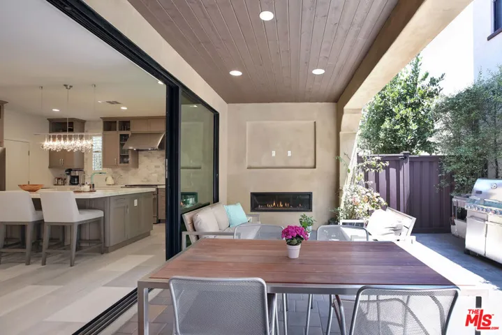 5445 Tree Farm Lane, Santa Barbara, California 93111