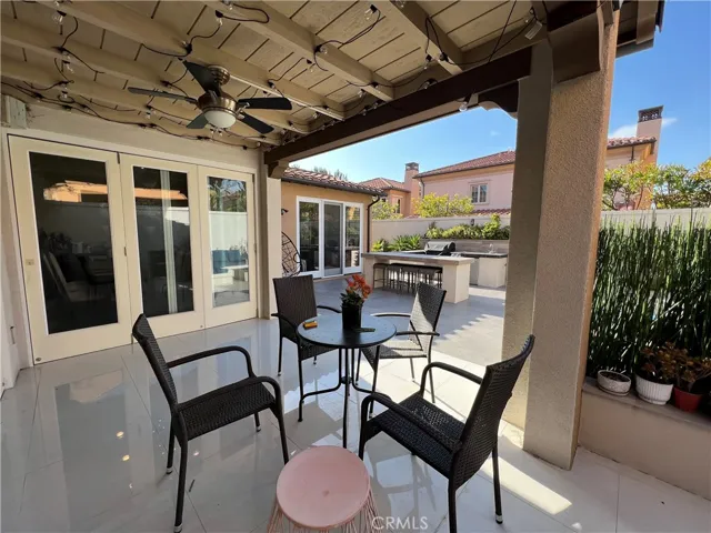61 Domani, Irvine, California 92618