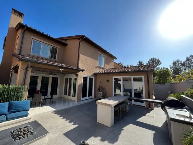 61 Domani, Irvine, California 92618