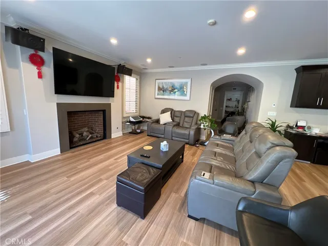 61 Domani, Irvine, California 92618