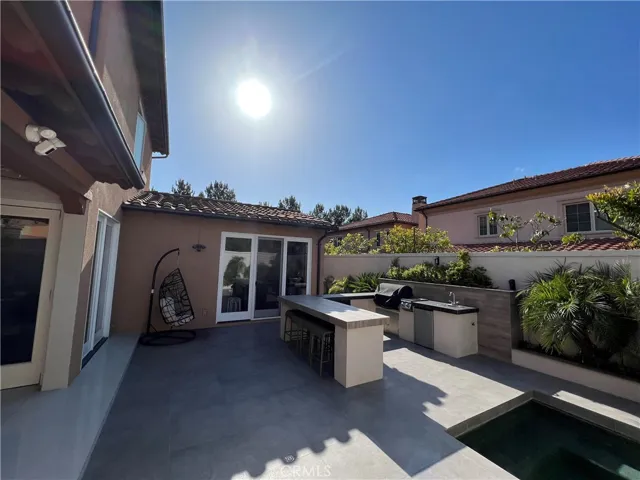 61 Domani, Irvine, California 92618