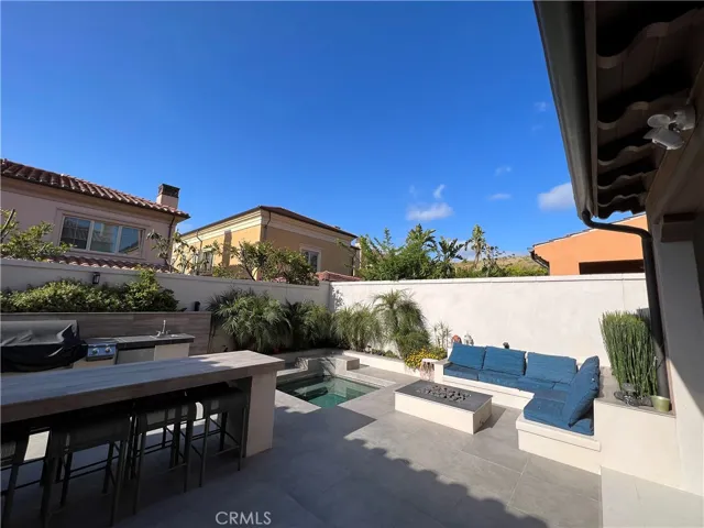 61 Domani, Irvine, California 92618