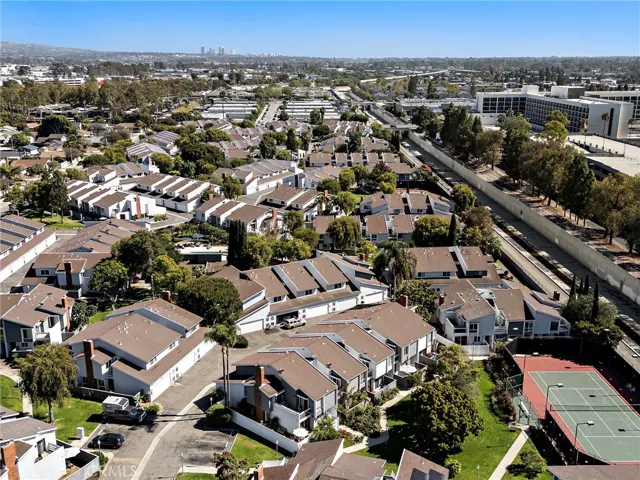 622 Whitney Way, Costa Mesa, California 92626