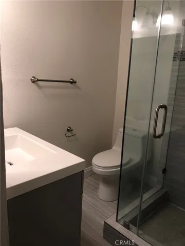1011 Florida Street, Huntington Beach, California 92648
