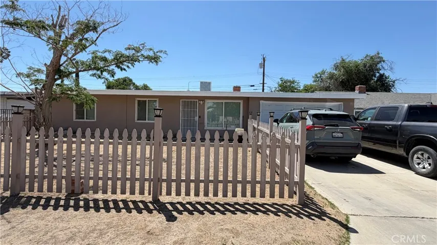 44423 3rd E, Lancaster, California 93535
