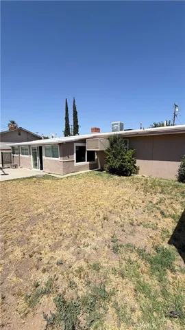 44423 3rd E, Lancaster, California 93535