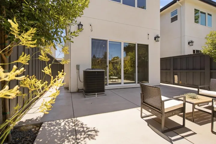 1721 Middlefield Road, Redwood City, California 94063