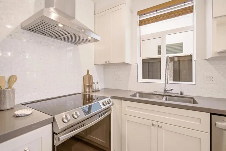1721 Middlefield Road, Redwood City, California 94063