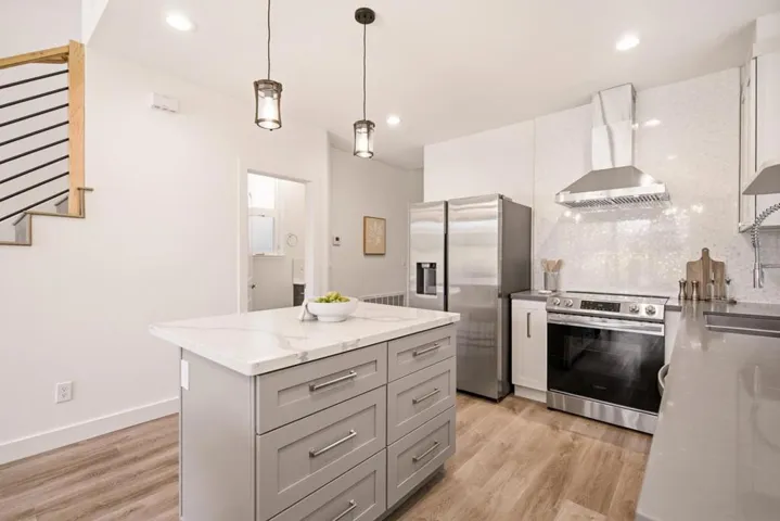 1721 Middlefield Road, Redwood City, California 94063