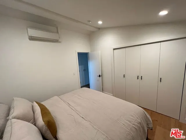 4251 S Centinela Avenue, Los Angeles, California 90066