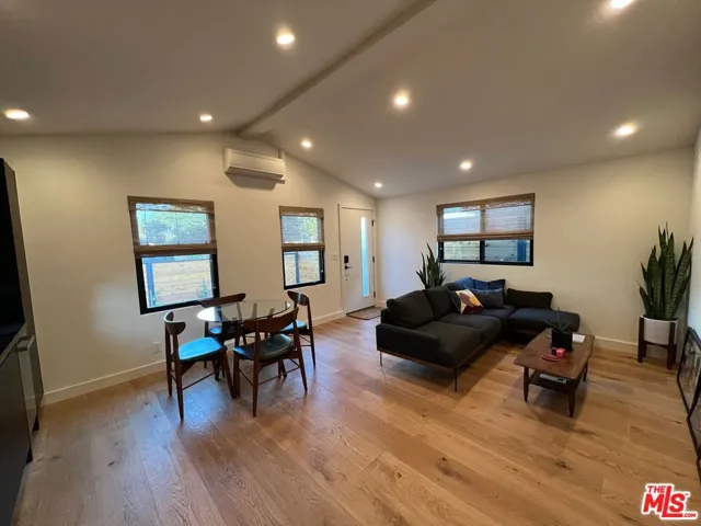 4251 S Centinela Avenue, Los Angeles, California 90066