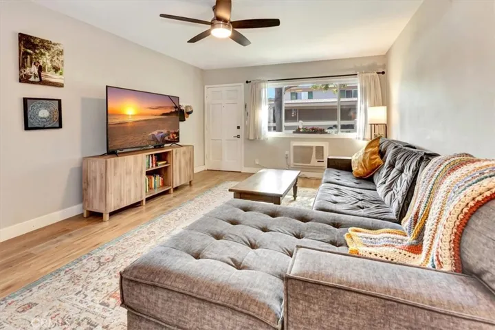 674 W Main Street A, Tustin, California 92780