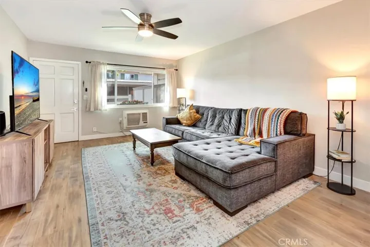674 W Main Street A, Tustin, California 92780