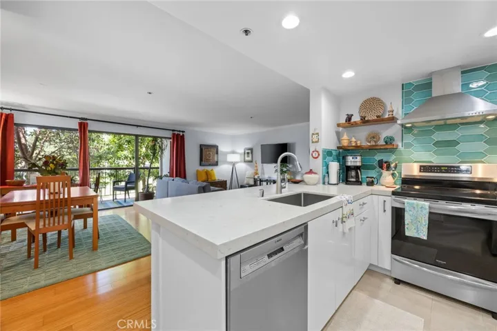 13650 Del Monte 3a, Seal Beach, California 90740