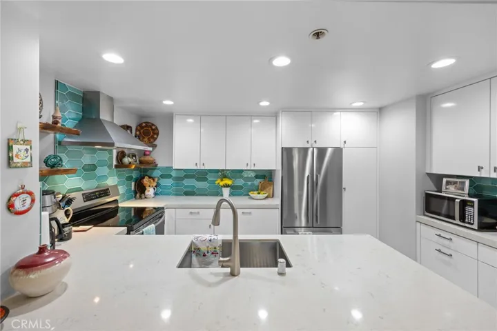 13650 Del Monte 3a, Seal Beach, California 90740