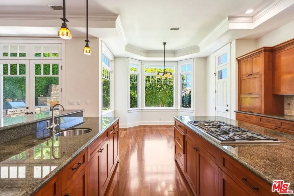 Kitchen/Breakfast area