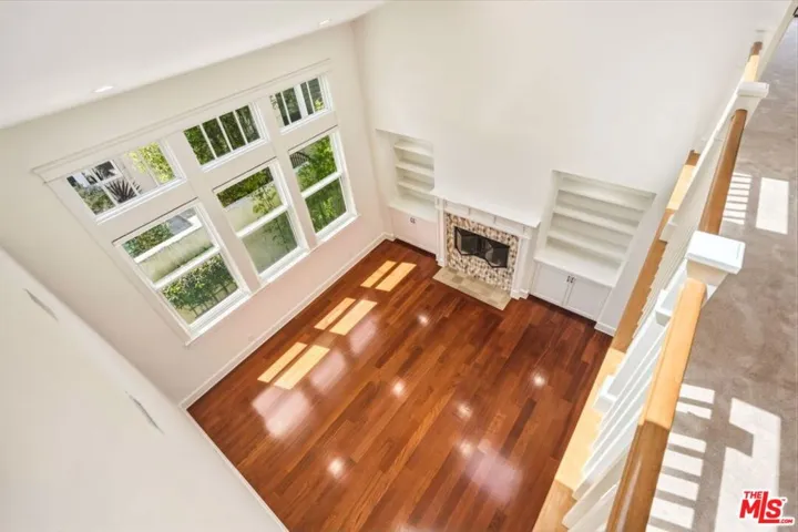 Top Floor walkway
