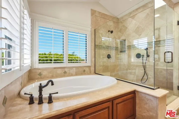 Primary Tub