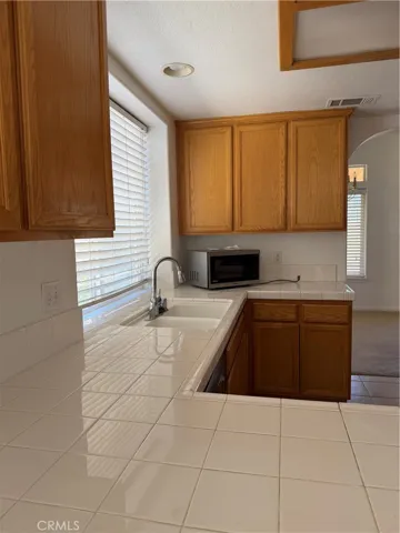 11236 Country Club Drive, Apple Valley, California 92308