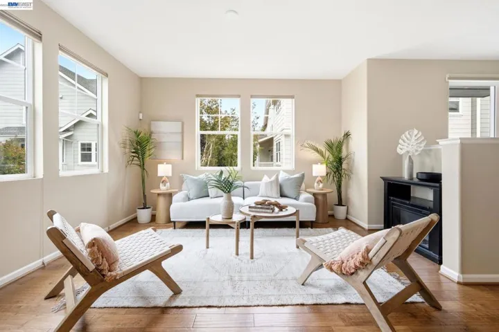2212 Day Sailor Court, Richmond, California 94804