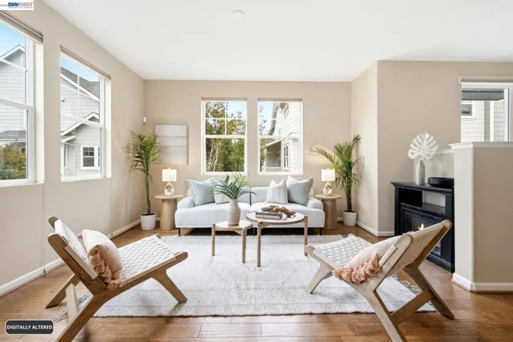 2212 Day Sailor Court, Richmond, California 94804