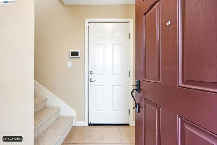 2212 Day Sailor Court, Richmond, California 94804