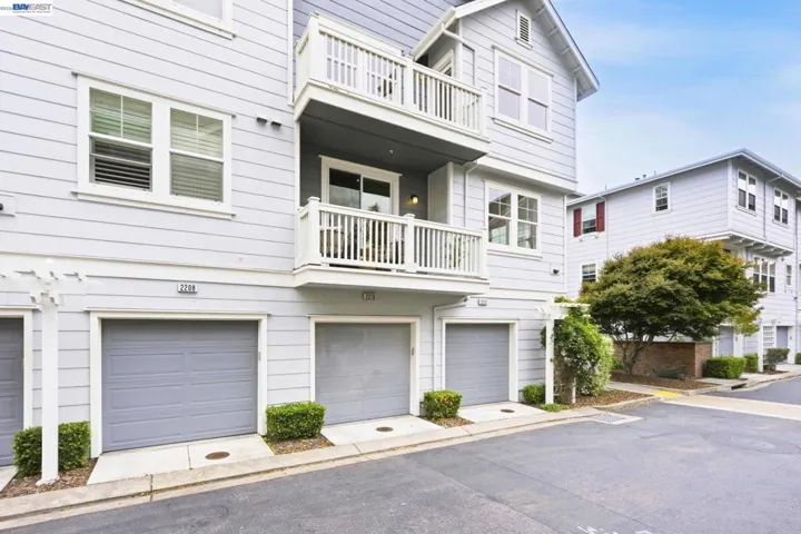 2212 Day Sailor Court, Richmond, California 94804