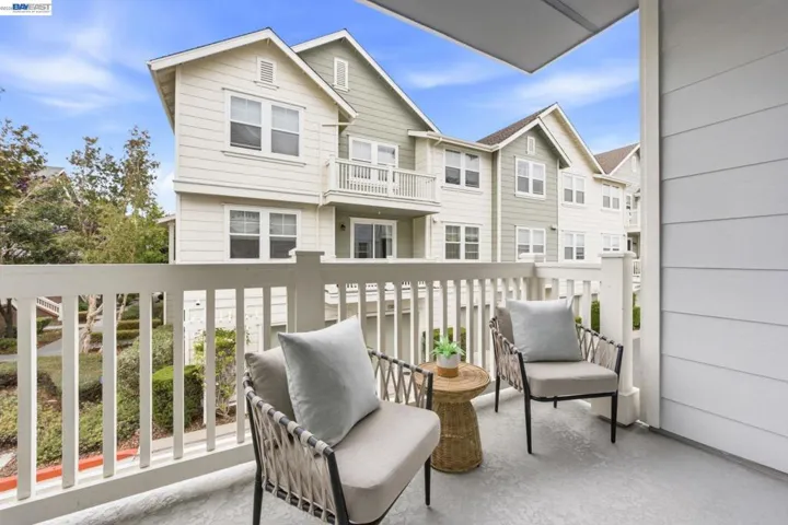 2212 Day Sailor Court, Richmond, California 94804