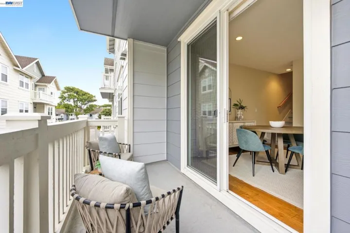 2212 Day Sailor Court, Richmond, California 94804