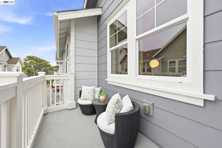 2212 Day Sailor Court, Richmond, California 94804