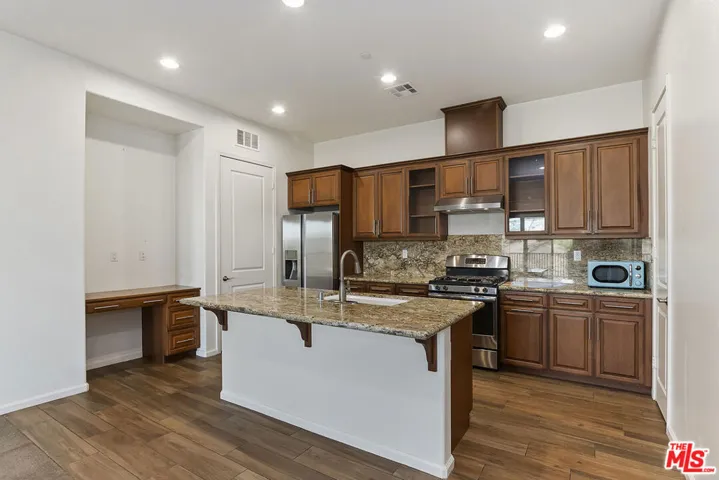 2207 Via Calderia, Palm Desert, California 92260