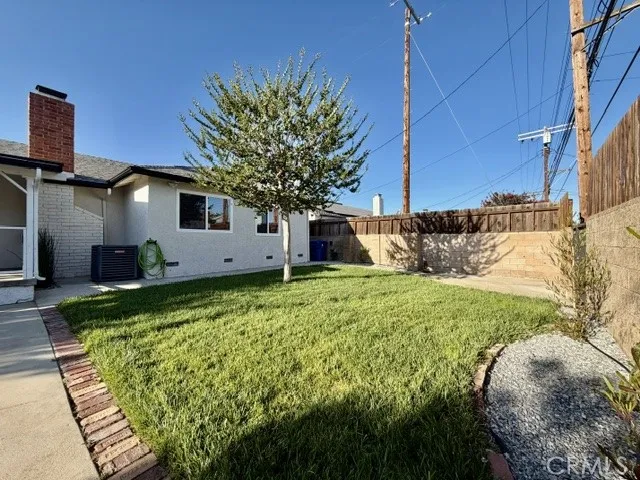 23130 Hartland, West Hills, California 91307
