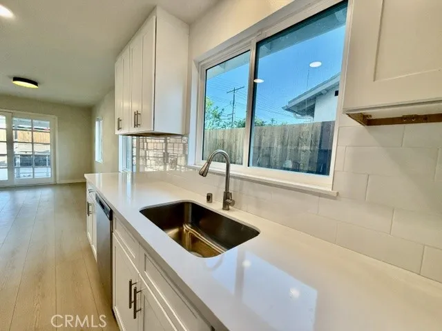 23130 Hartland, West Hills, California 91307