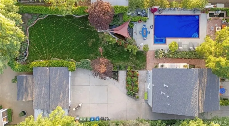 23134 Collins Street, Woodland Hills, California 91367