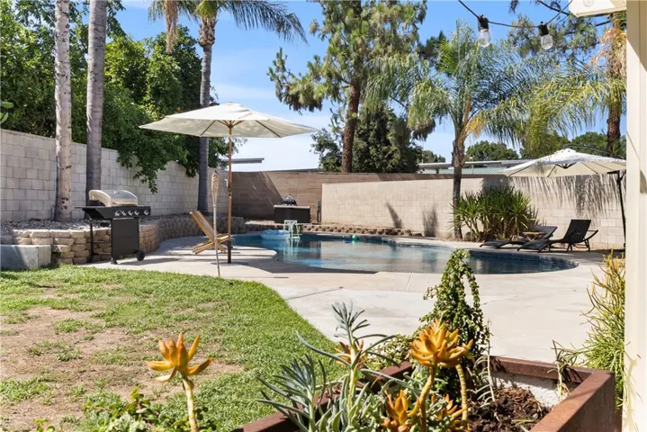 7307 Chilibre, Bakersfield, California 93313