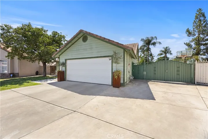 7307 Chilibre, Bakersfield, California 93313