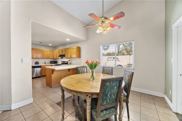 7307 Chilibre, Bakersfield, California 93313