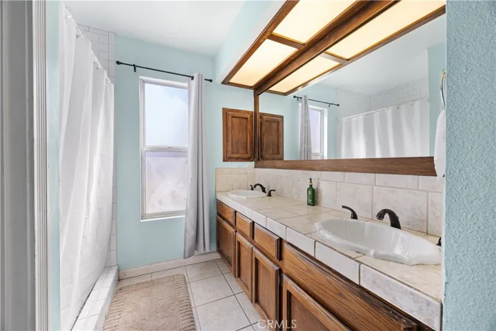 7307 Chilibre, Bakersfield, California 93313